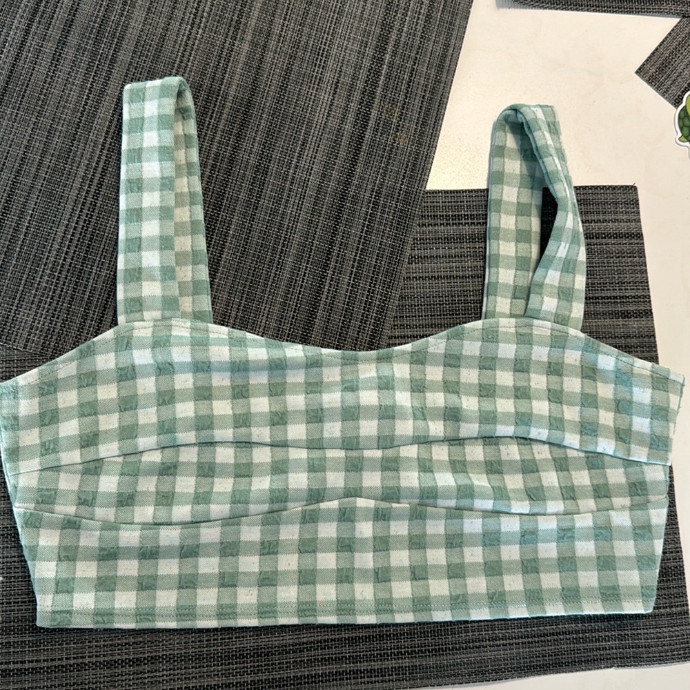 Divided crop top